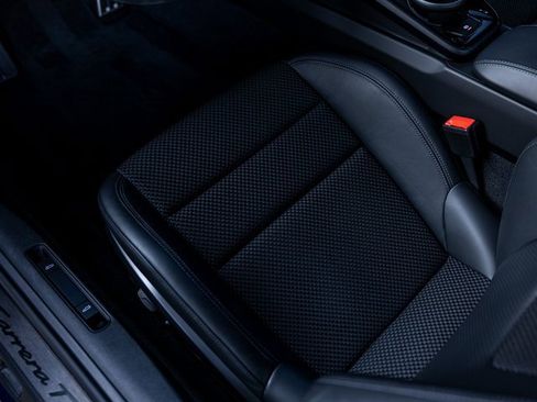 Used 2024 Porsche 911 Carrera T image 25