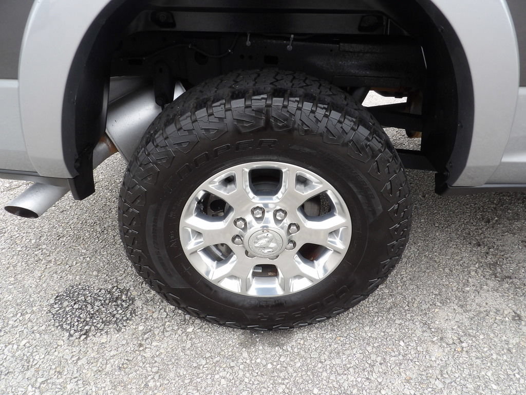 Used 2022 RAM 2500 Laramie AWD/4WD image 54