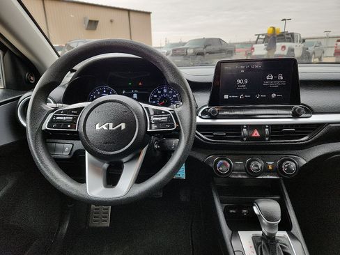 Used 2023 Kia Forte LX FWD image 10