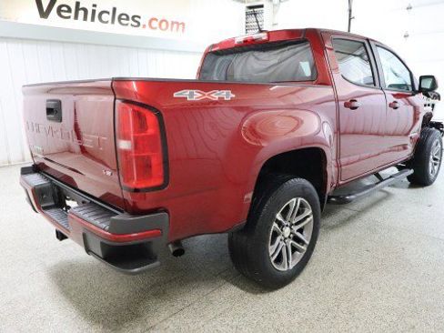 Used 2022 Chevrolet Colorado W/T w/ Custom Special Edition image 6