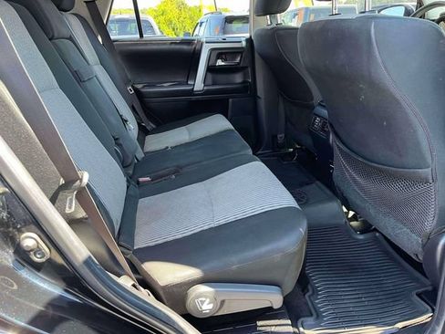 Used 2016 Toyota 4Runner SR5 AWD/4WD image 21