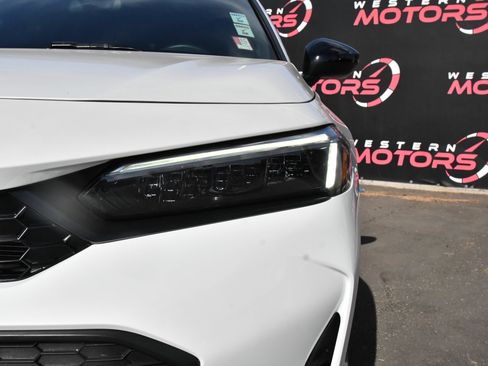 Used 2025 Honda Civic Sport image 11