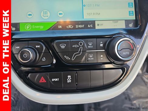 Used 2021 Chevrolet Bolt Premier image 20