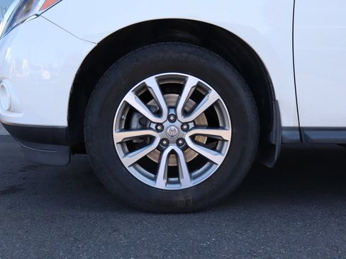 Used 2015 Nissan Pathfinder S AWD/4WD image 24
