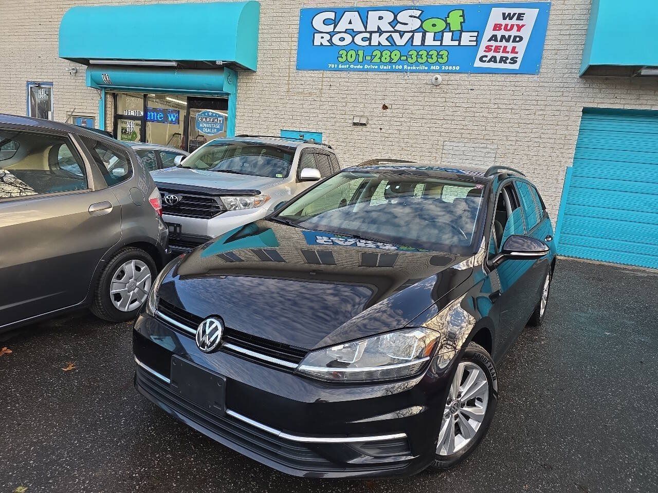 Used 2018 Volkswagen Golf S AWD/4WD image 3