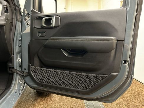 Used 2025 Jeep Wrangler Unlimited Sahara w/ Safety Group image 16