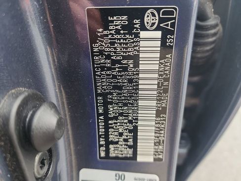 Used 2014 Toyota Corolla LE FWD image 30
