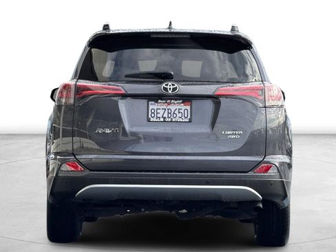 Used 2018 Toyota RAV4 Limited image 5
