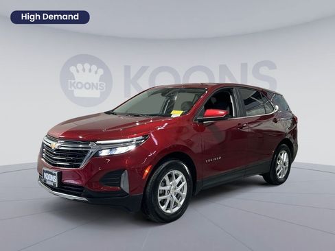 Used 2024 Chevrolet Equinox LT FWD image 1