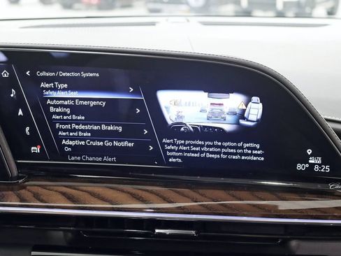 Used 2023 Cadillac Escalade Sport Platinum AWD/4WD image 27