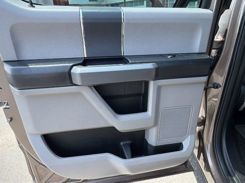 Used 2017 Ford F150 XLT AWD/4WD image 15