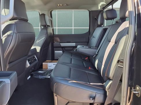 New 2026 Ford F250 Lariat w/ Black Appearance Package image 21