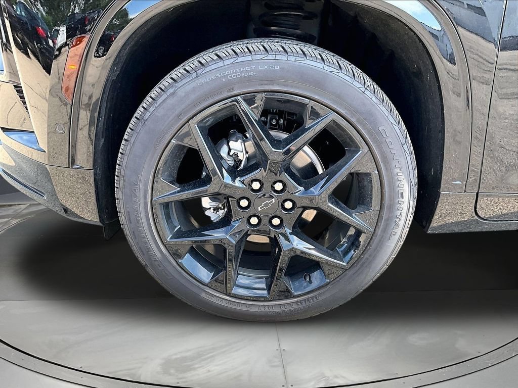 Used 2026 Chevrolet Traverse RS w/ LPO, Floor Liner Package AWD/4WD image 37