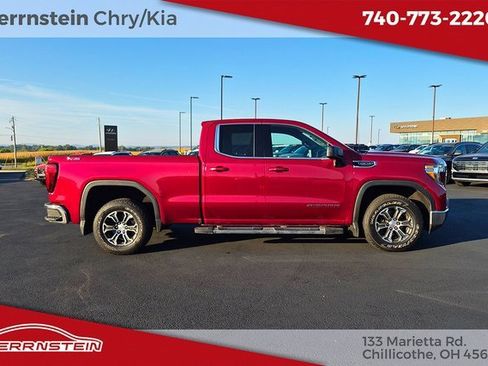 Used 2020 GMC Sierra 1500 SLE w/ SLE Value Package image 29