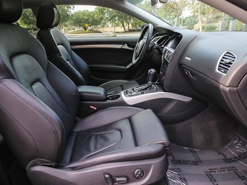 Used 2011 Audi A5 2.0T Premium Plus w/ Premium Plus Pkg image 21