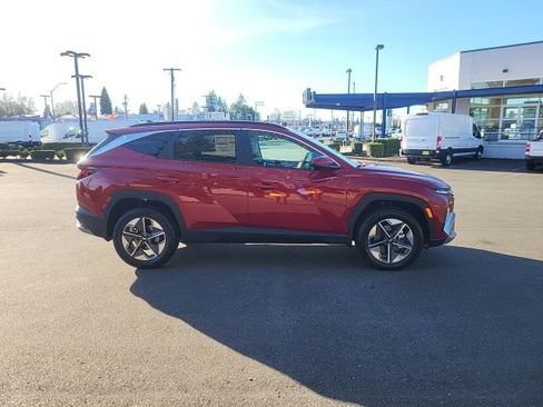 New 2026 Hyundai Tucson SEL image 8