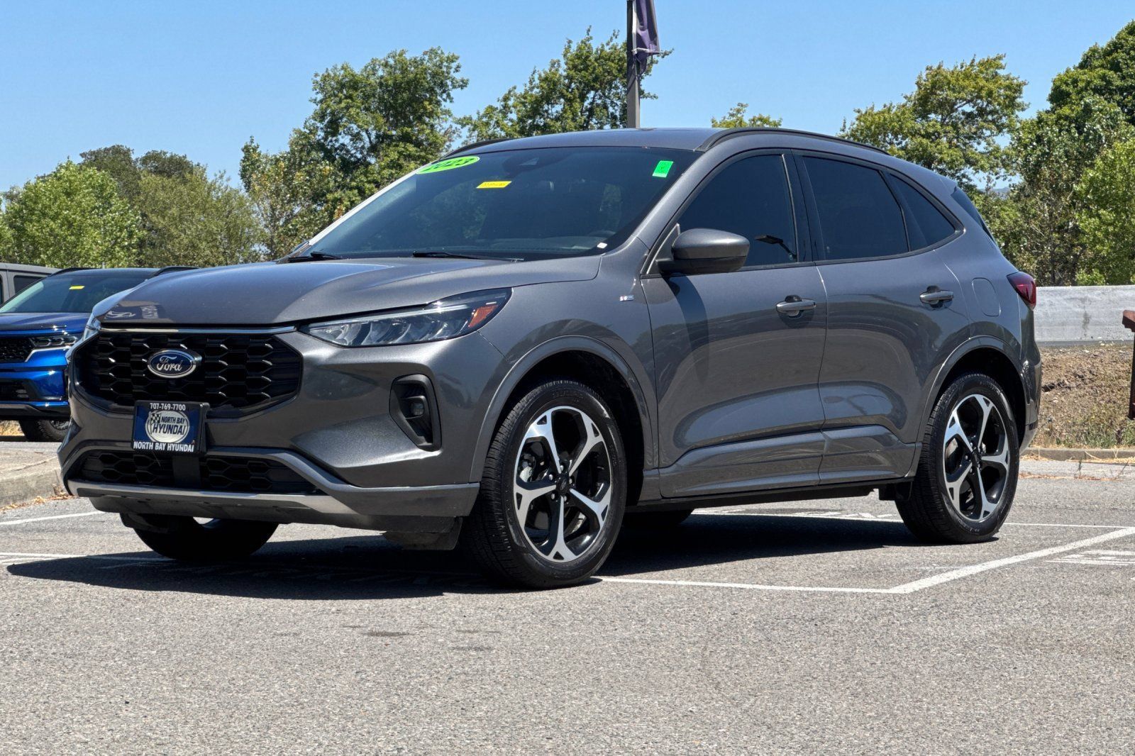 Used 2023 Ford Escape ST-Line Select w/ Tech Pack #2 AWD/4WD image 8