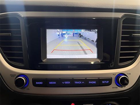 Used 2021 Hyundai Accent SE image 24