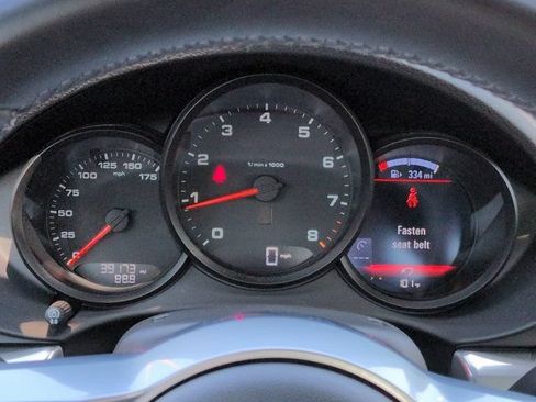 Used 2021 Porsche 718 Cayman RWD image 24