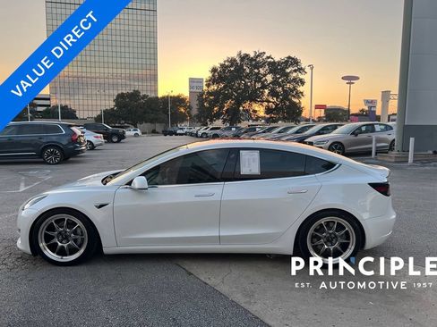 Used 2018 Tesla Model 3 Long Range RWD image 5