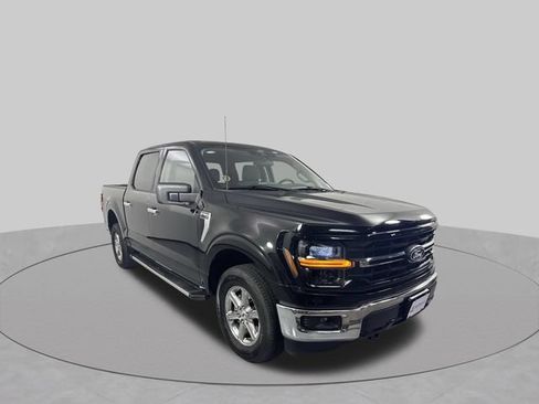 Used 2025 Ford F150 XLT w/ Equipment Group 301A Standard AWD/4WD image 3