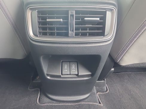 Used 2022 Honda CR-V Touring image 15