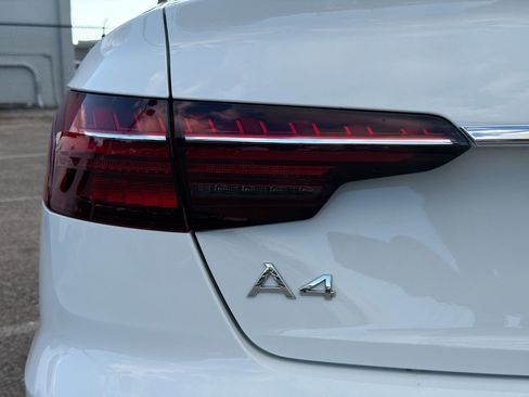 Used 2021 Audi A4 2.0T Premium w/ Convenience Package image 10