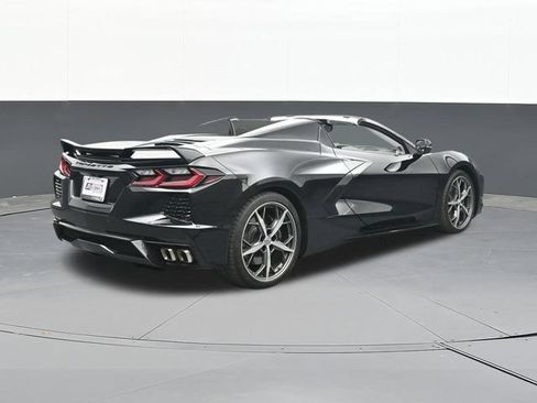 Used 2021 Chevrolet Corvette Stingray Premium Conv w/ Z51 Performance Package RWD image 14