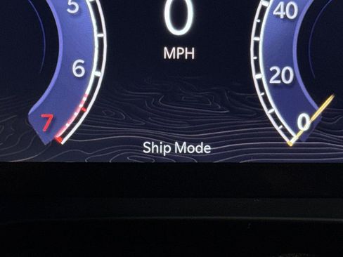 New 2025 Jeep Grand Cherokee Limited w/ Luxury Tech Group II image 16