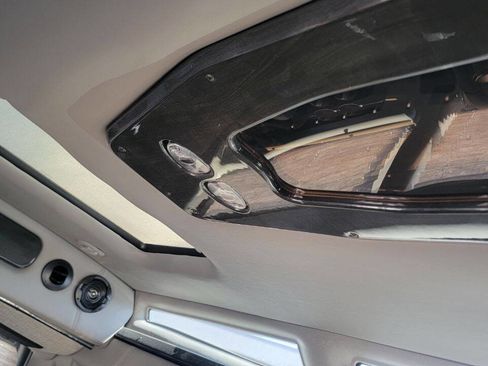 Used 2021 GMC Savana 2500 w/ Enhanced Convenience Package image 26