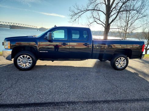 Used 2008 Chevrolet Silverado 2500 LT w/ 1LT Convenience Package image 3