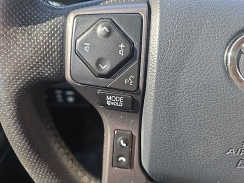 Certified 2017 Toyota Tacoma TRD Sport image 20