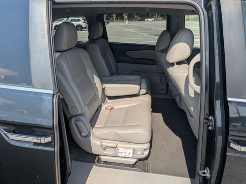 Used 2011 Honda Odyssey EX-L image 16