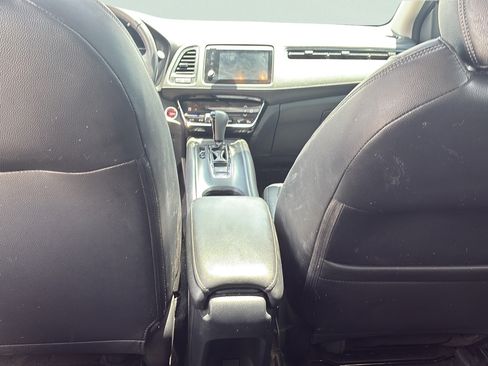 Used 2022 Honda HR-V EX-L image 17