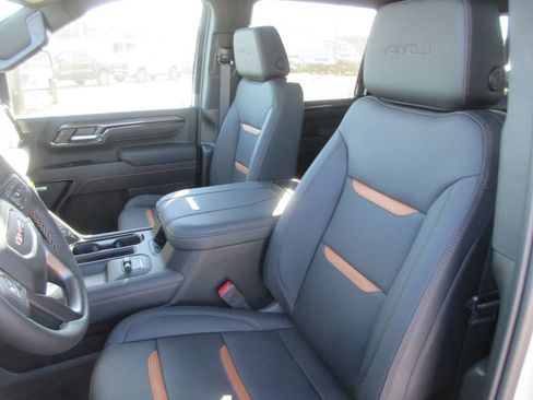 New 2026 GMC Sierra 2500 AT4 w/ AT4 Premium Plus Package AWD/4WD image 12