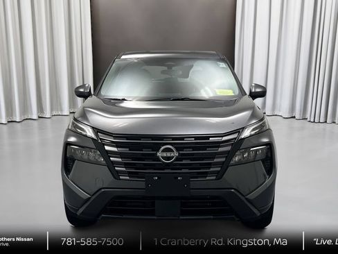 New 2026 Nissan Rogue SV AWD/4WD image 2