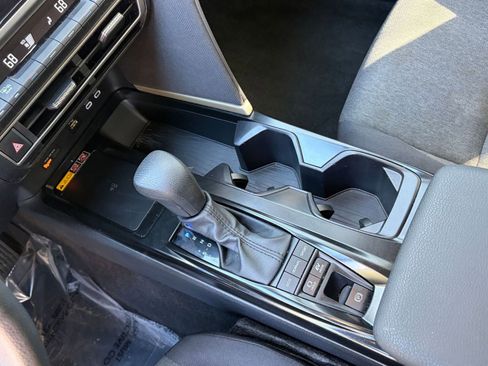 Used 2025 Toyota Camry LE image 35