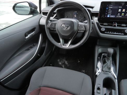 Certified 2024 Toyota Corolla SE image 10