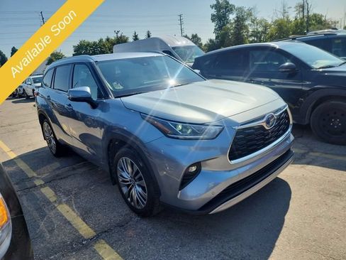 Used 2021 Toyota Highlander Platinum AWD/4WD image 5