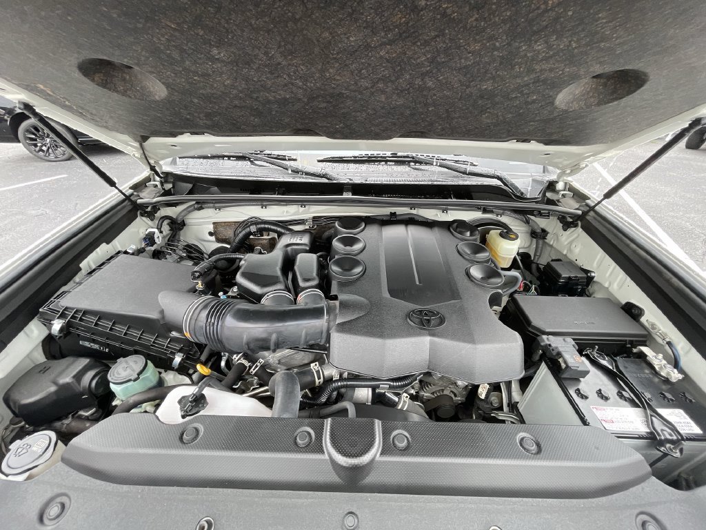 Used 2023 Toyota 4Runner Limited RWD image 31