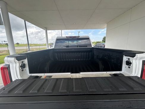 Used 2024 GMC Sierra 1500 Denali AWD/4WD image 26