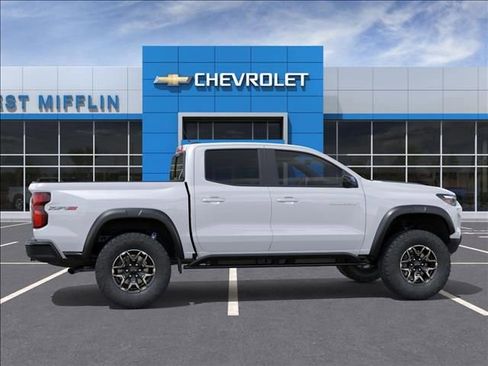 New 2026 Chevrolet Colorado ZR2 w/ Technology Package AWD/4WD image 5