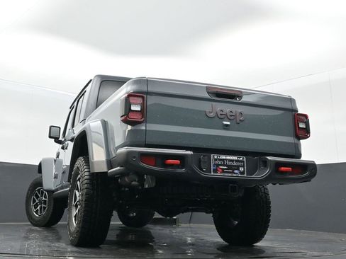 New 2025 Jeep Gladiator Rubicon image 13