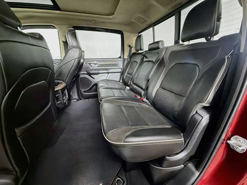 Used 2019 RAM 1500 Laramie AWD/4WD image 26