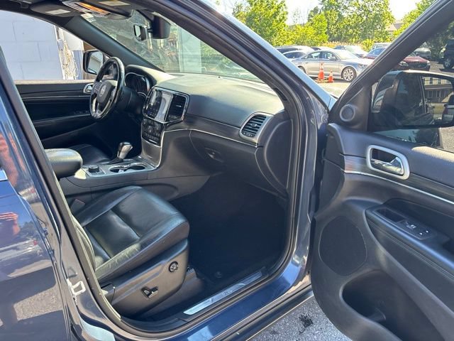 Used 2020 Jeep Grand Cherokee Limited AWD/4WD image 8