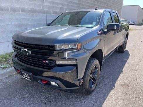 Used 2021 Chevrolet Silverado 1500 LT Trail Boss w/ Convenience Package II AWD/4WD image 9