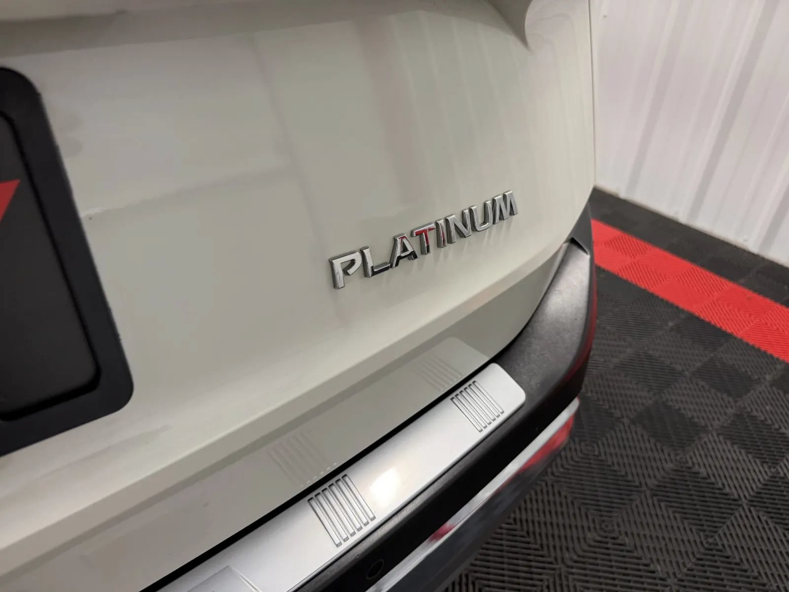 Used 2022 Nissan Rogue Platinum w/ Head-Up Display Package FWD image 16