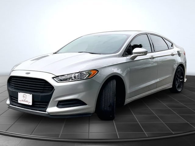 Used 2016 Ford Fusion SE FWD image 4