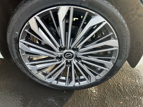 Used 2025 Nissan Altima 2.5 SL image 8