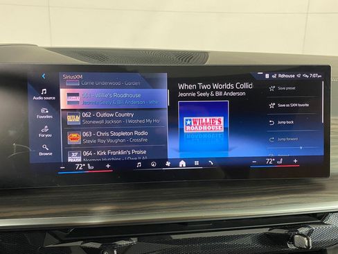 Used 2026 BMW X5 sDrive40i w/ Premium Package image 26